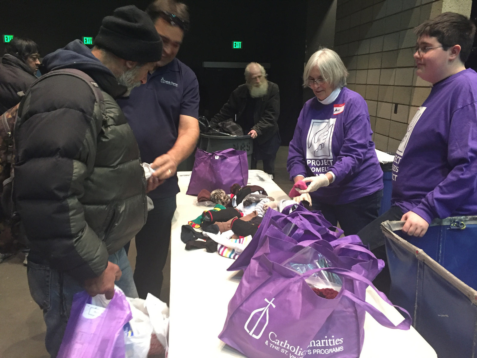 More than 1,000 People in Need Receive Assistance at Project Homeless Connect